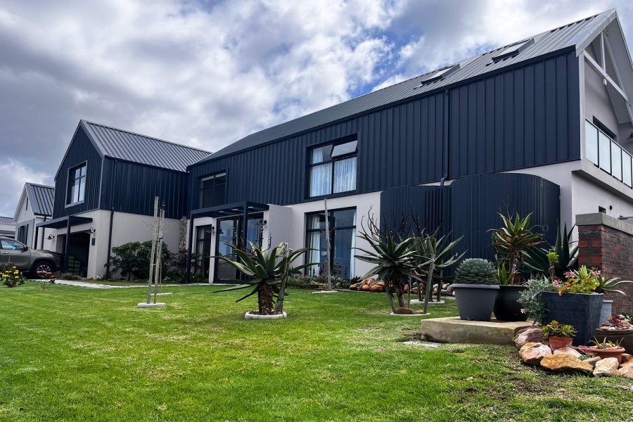 3 Bedroom Property for Sale in Renosterbos Estate Western Cape